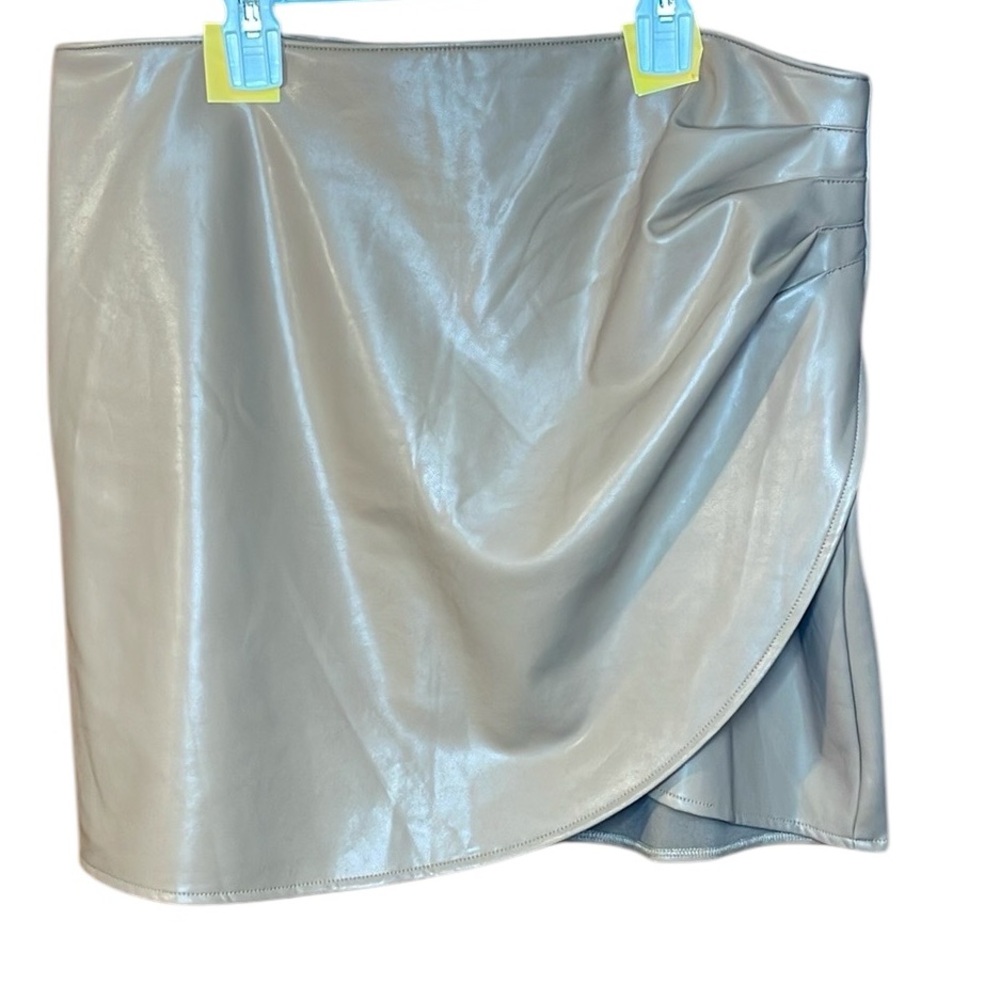 Abercrombie and Fitch Faux Leather Skirt Light Brown Women's XL Side Cinching